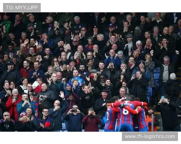 水晶宫队的管理层决策对球队发展的影响分析